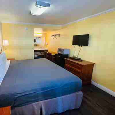 Van Ness Inn Others