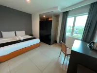 1 Hotel Mahkota Cheras