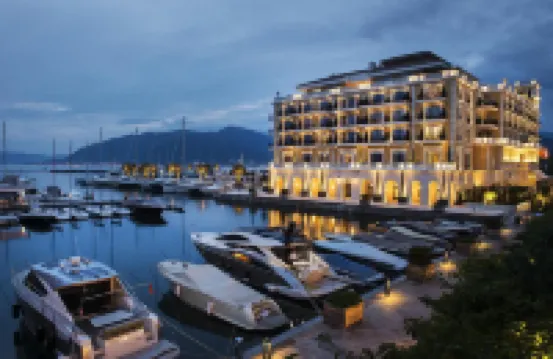 Regent Porto Montenegro Hotel di 