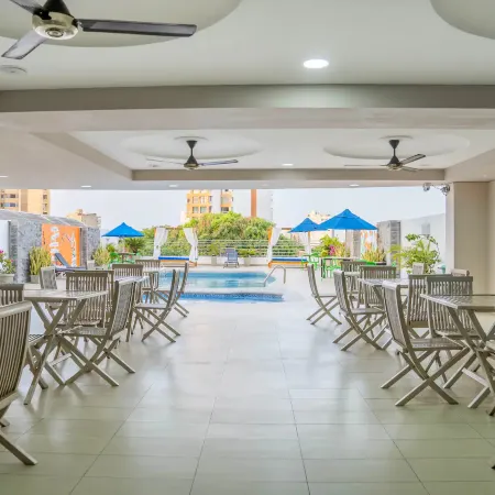 Howard Johnson by Wyndham Barranquilla Versalles