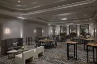 Denver Airport Marriott at Gateway Park - Pet-friendly