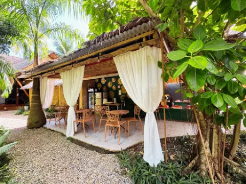 Nautilus Hostel & Hammocks