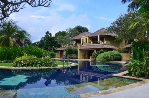 Pool Villa Merumatta Senggigi - 5 stjerner