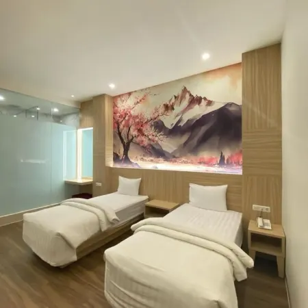Hip Hope Hotel