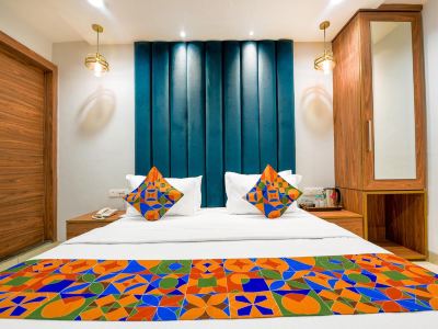 FabHotel Rolt