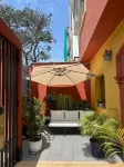 Kontiki Miraflores - Hot Tub