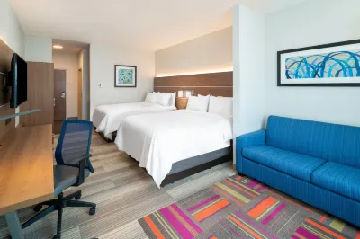 Holiday Inn Express & Suites ST Peters Hotels in O'Fallon