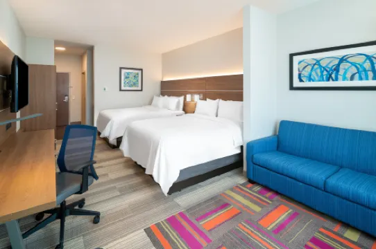 Holiday Inn Express & Suites ST PETERS by IHG Hotels in O'Fallon Township