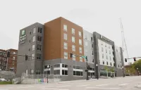 Holiday Inn Express & Suites OMAHA DOWNTOWN - OLD MARKET by IHG Hotels in Omaha