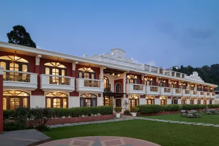 Ramada by Wyndham Mussoorie Mall Road Отели рядом с достопримечательностью «Mall Rd»