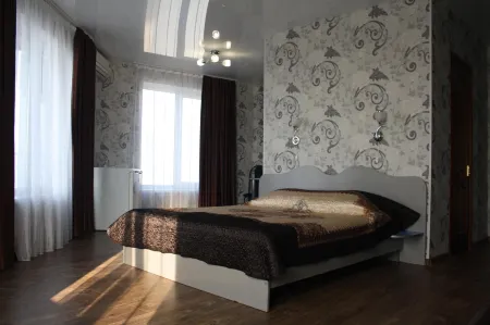 Корсар Отели рядом с достопримечательностью «Памятник В.И.Ленину»