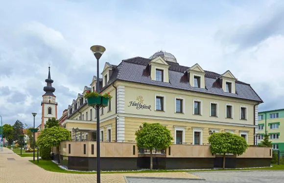 斯迪福尼柯酒店