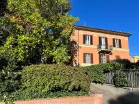 LaMì Room & Apartment Hotels in Toscanella
