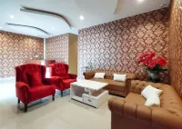 RedDoorz Plus @ Jalan Letda Sujono Medan 2 Hotels in Tembung