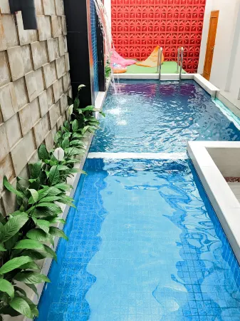 Sapphire Village Guesthouse Отели рядом с достопримечательностью «Monumen Panglima Besar Jenderal Soedirman»