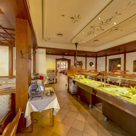 Hotel Felsenkeller Отели в г. Бинген-на-Рейне