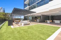 Sandbar Private Apartments - Hosted by Burleigh Letting Company Hotels in Miami