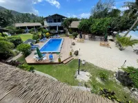 Aroa Beachside Resort - Beach