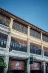Campbell House Hotels in George Town