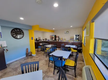 Days Inn by Wyndham Ruidoso Downs