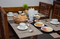 Jipek Joli Inn - breakfast
