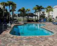 Quality Inn & Suites Tampa Near Fairgrounds and Casino - bar