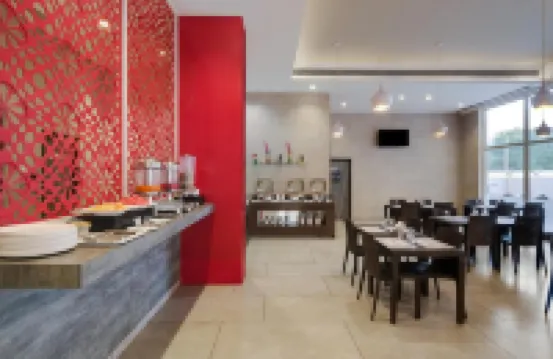 7 Apple Hotel, Vadodara