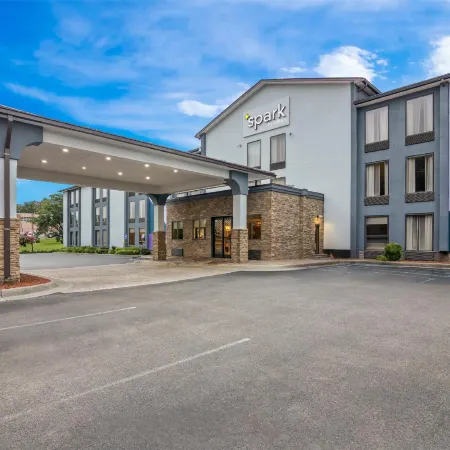 Spark by Hilton Roanoke Civic Center