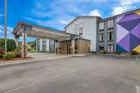 Spark by Hilton Roanoke Civic Center