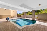 Sonesta Essential IAH Airport JFK Boulevard - Yolcu Alma/Bırakma Hizmetleri