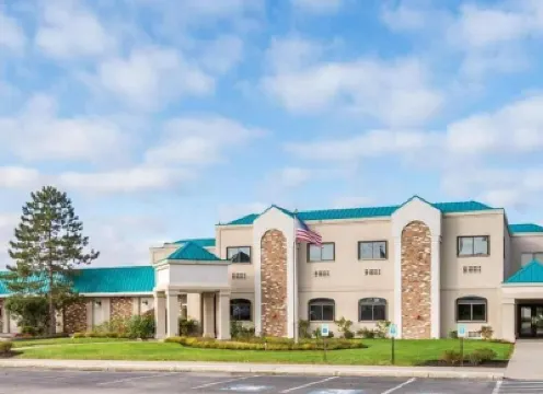 Cayuga Blu Hotels in 