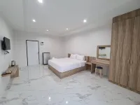 Nub Thong Residence - 3 tähden