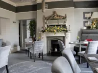 Poets House Hotels in Ely