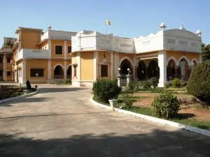 Bhanwar Vilas Palace