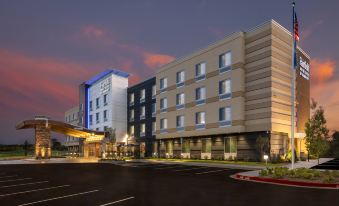 Fairfield Inn & Suites Little Rock Airport