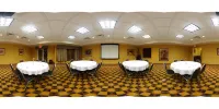 Holiday Inn Express & Suites Kansas City-Grandview Hotels in Raymore