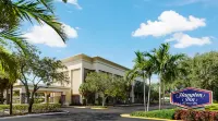 Hampton Inn & Suites Lake Wales Hotels in Polk County