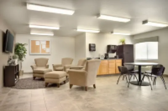 แทรเวิลลอดจ์ บายวินด์แฮม ไชแอนน์