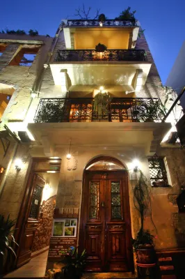 Palazzo di Pietro Hotel in zona Cattedrale dell'Assunta e Frati Francescani ( convento)