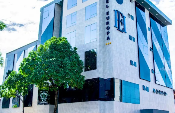 伊基託斯歐洲酒店