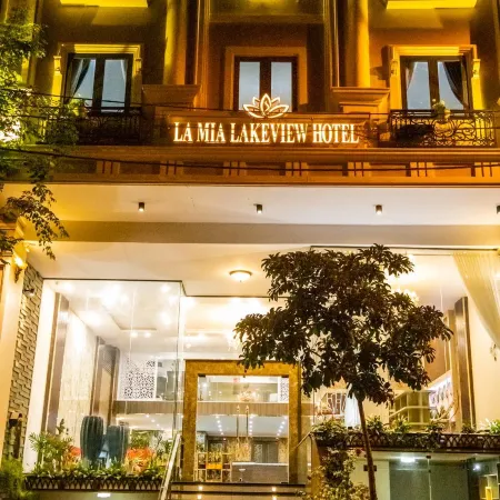 La Mia Lakeview Hotel