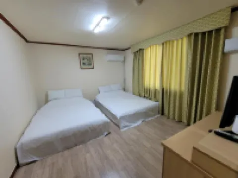 The Red House Hotels near Sinheungsa Temple