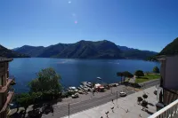 International au Lac Historic Lakeside Hotel - Scenic