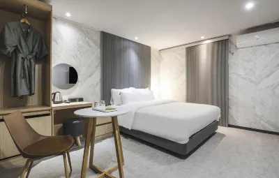 JJ 호텔 파크뷰휘트니스클럽 주변 호텔