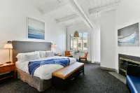 Waters Edge - 3-Star