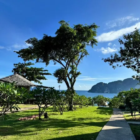Hip Seaview Resort @ Phi Phi