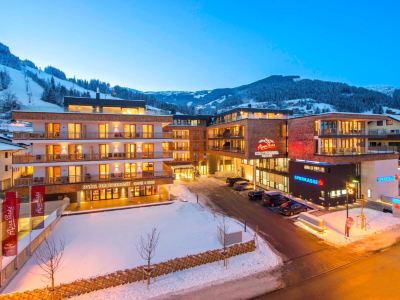 AlpenParks Hotel & Apartment Central Zell am See