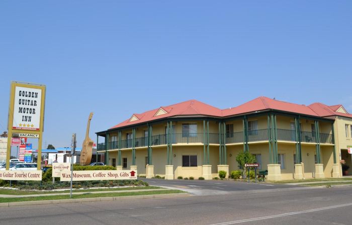 Golden Guitar Motor Inn