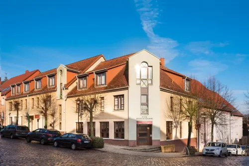 Hotel Garni "Zum Eichwerder" Hotels in Templin