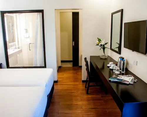 Piña Suites Hotéis em Ormoc